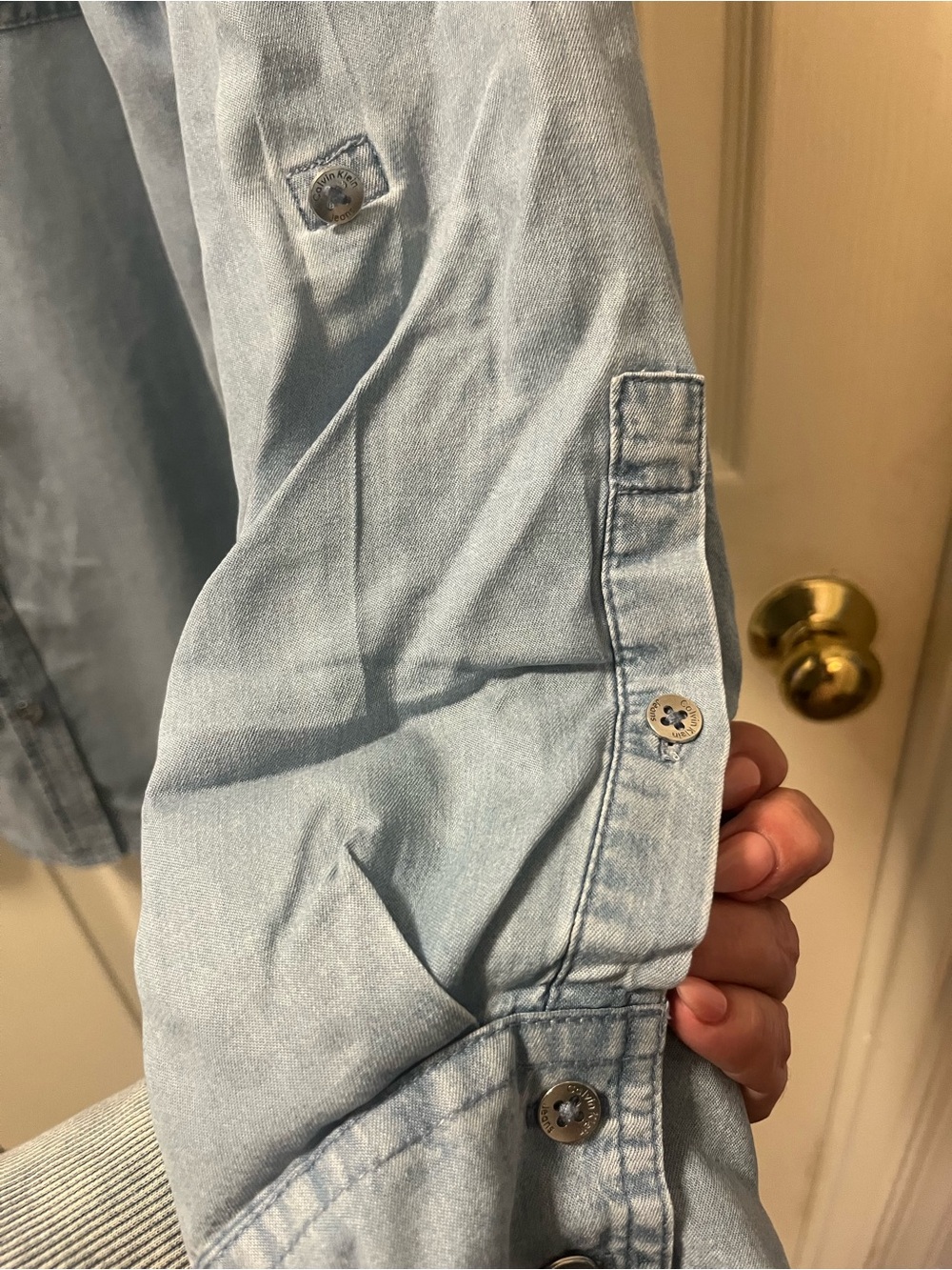 Calvin Klein Womens 2X Lt Wash Chambray Button Front Shirt Long Sleeve Oversized - Picture 4 of 7